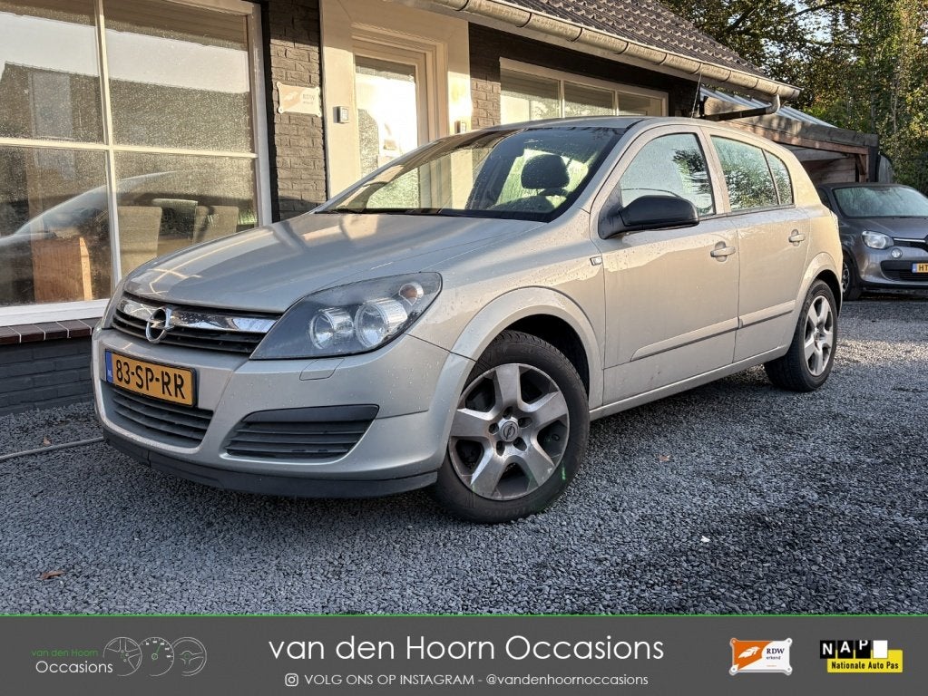 Opel Astra 1.4 OLIELEKKAGE | OIL-LEAK | EXPORT/HANDEL, Gebruikt, 4 cilinders, 49 €/maand, Handgeschakeld