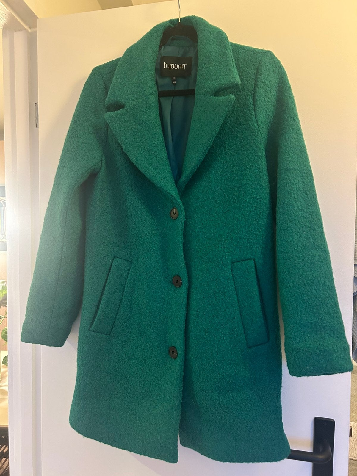 Prachige groene winter jas maat 34 b.young, Ophalen of Verzenden, Zo goed als nieuw, Maat 34 (XS) of kleiner, Groen