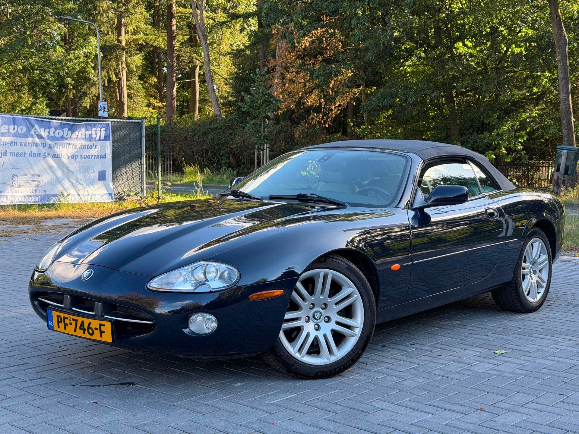 Jaguar XK8 4.0 V8 Convertible/Cruise/Airco/Cabrio/Netjes, Auto's, Achterwielaandrijving, Gebruikt, 8 cilinders, Cabriolet