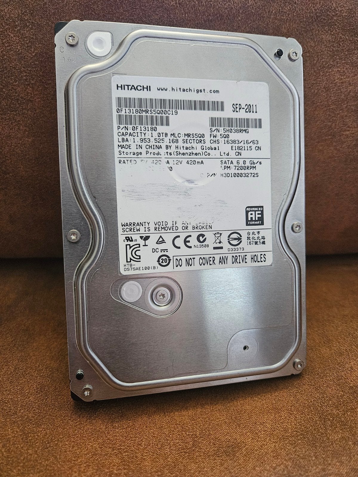 Hitachi 1TB HDD 3.5 inch SATA 6.0 Gb/s 7200 RPM, Intern, Ophalen of Verzenden, Zo goed als nieuw, 1TB