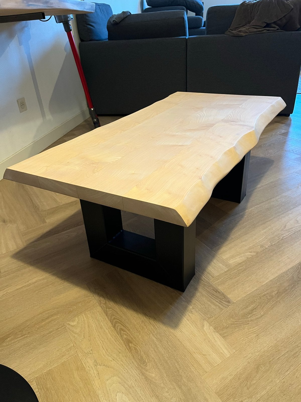 Massief houten tafel/barblad met natuurlijke rand, Ophalen, Gebruikt, 50 tot 100 cm, 150 tot 200 cm