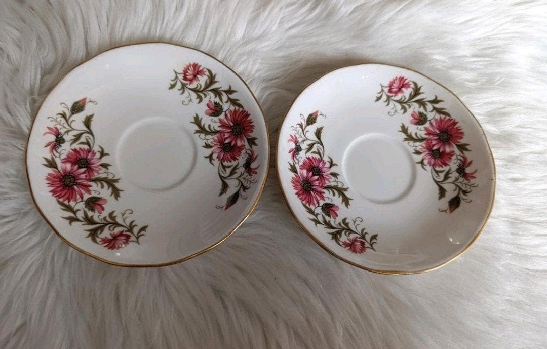 2 Royal Vale schoteltjes, Bone China, Made in England, Antiek en Kunst, Ophalen of Verzenden