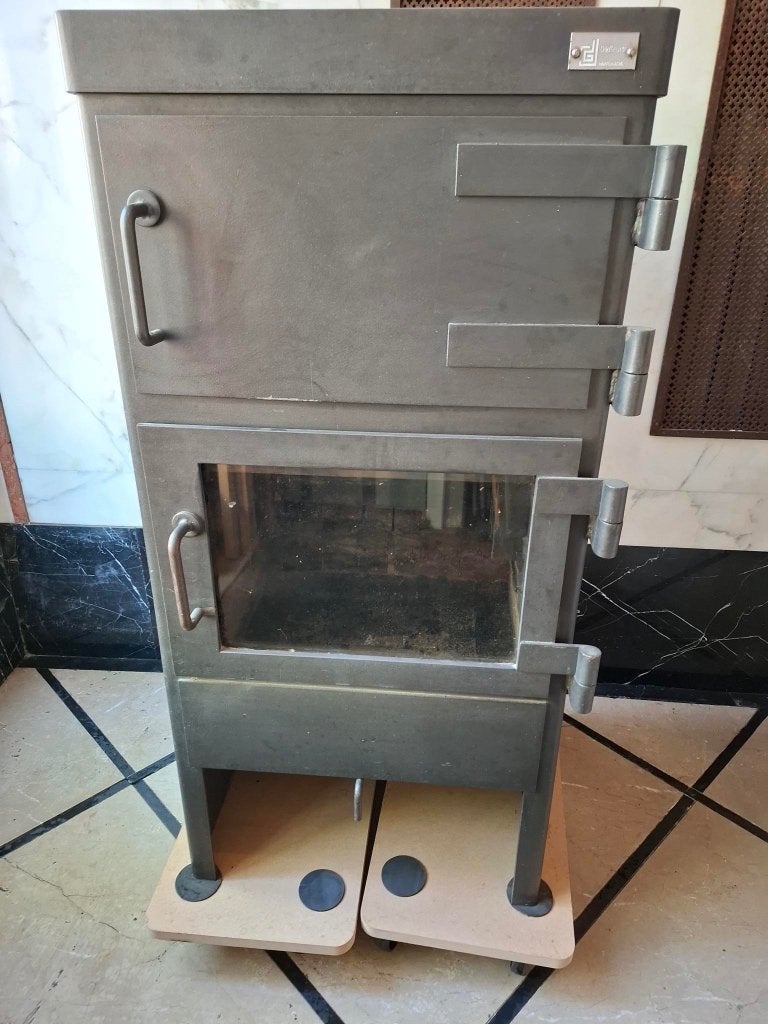 Dik Geurts hout-gestookte cv-kachel met oven, nieuwstaat, Ophalen, Houtkachel, Zo goed als nieuw, Vrijstaand