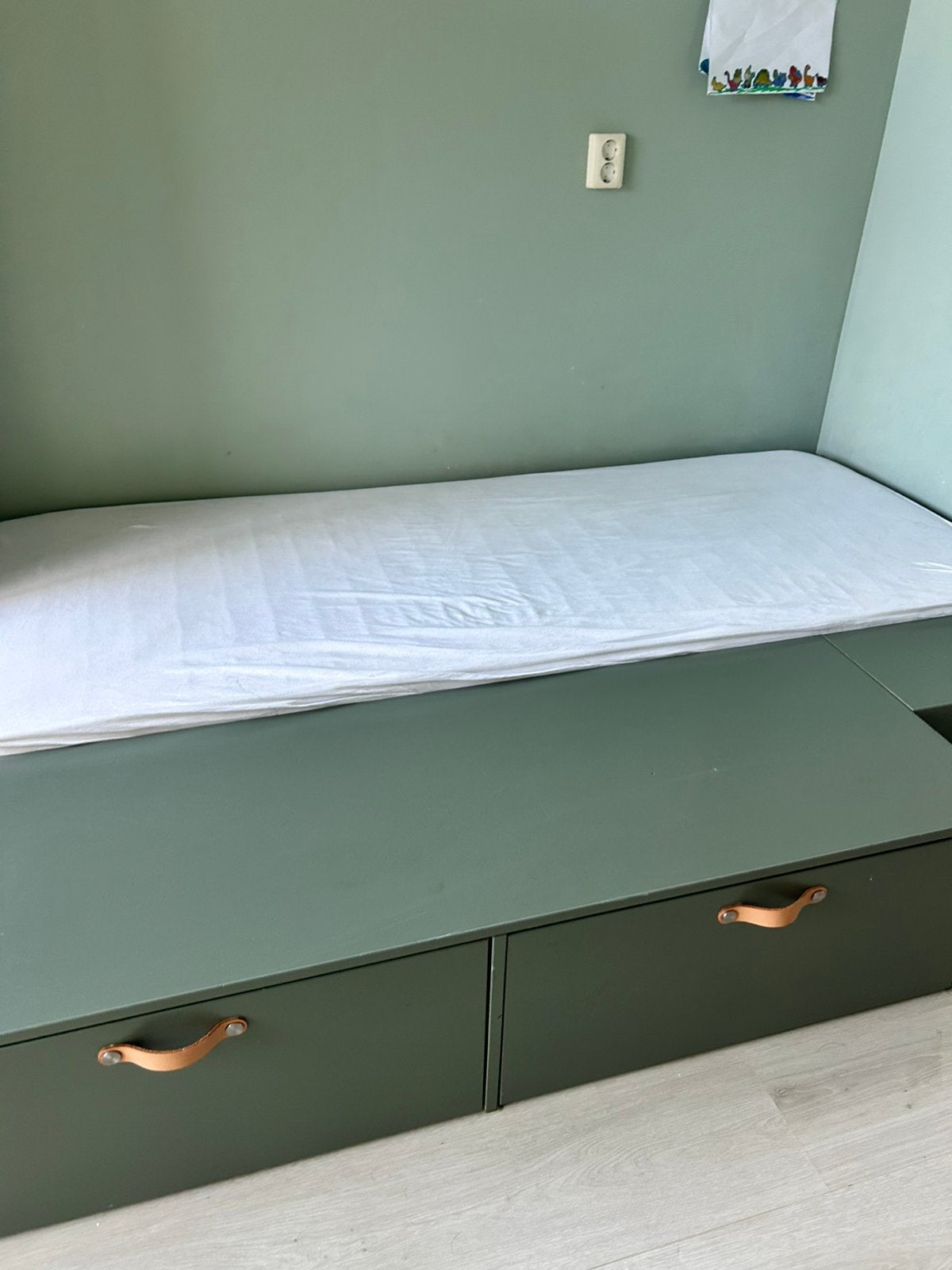 Eenpersoonsbed VT wonen groen met bedlades, Huis en Inrichting, Ophalen, Gebruikt, 90 cm, Eenpersoons