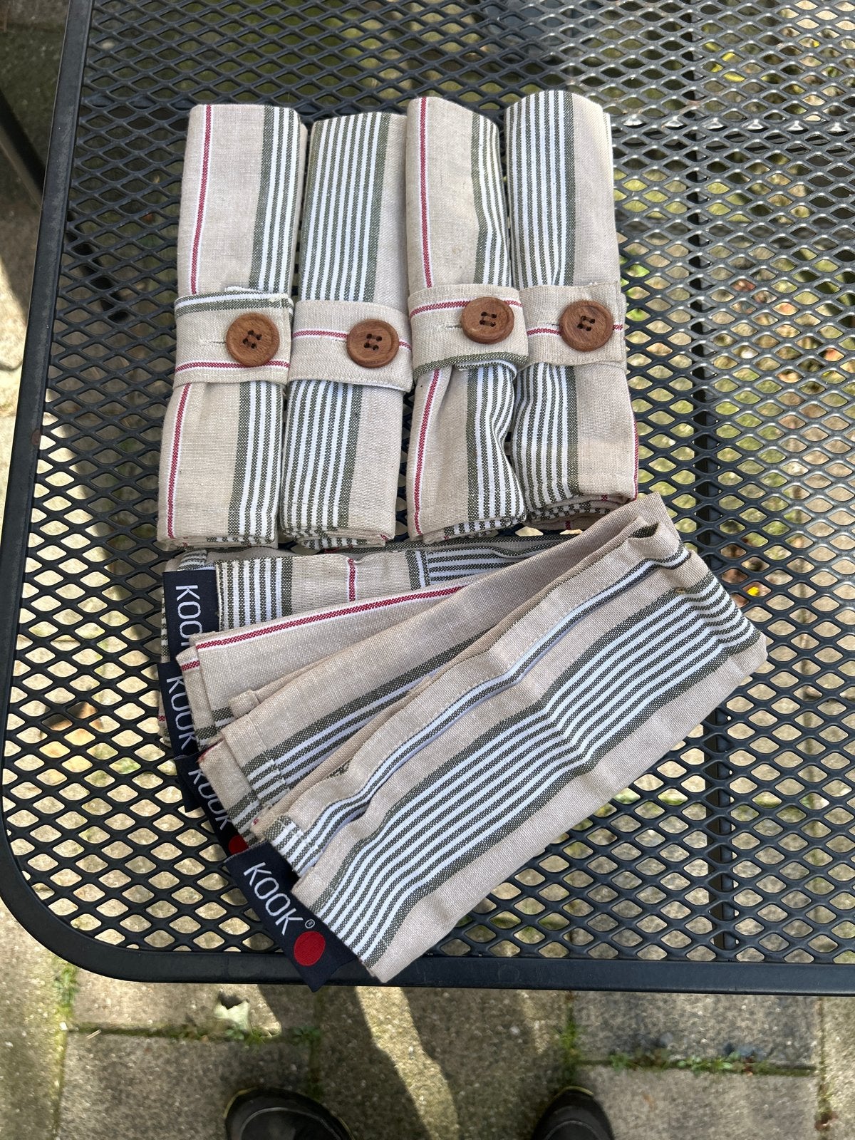 Set van 4 servetten met knoopsluiting en placemats, Gebruikt, Katoen, Wasbaar, Ophalen of Verzenden