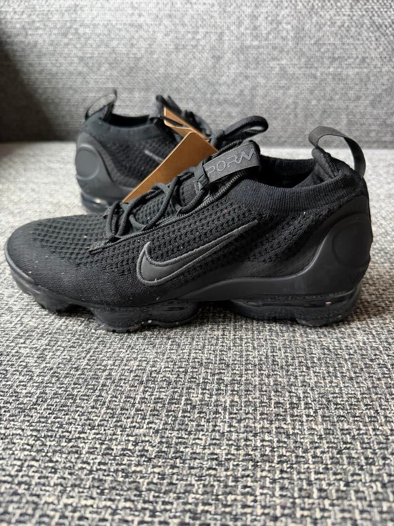 Nike Vapormax 2021 Flyknit - Maat 38 - Nieuw, Zwart, Nieuw, Ophalen of Verzenden, Sneakers of Gympen