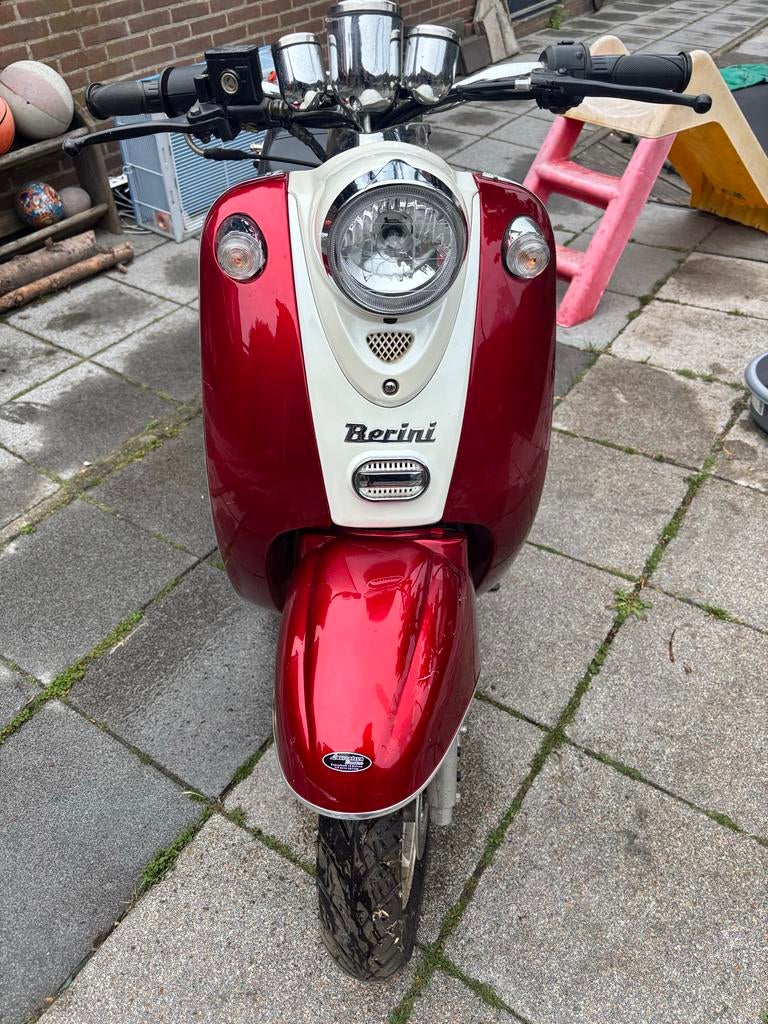 Berini scooter  003530 op de kilometerstand, Fietsen en Brommers, Snorfietsen en Snorscooters, Ophalen, Zo goed als nieuw, Benzine
