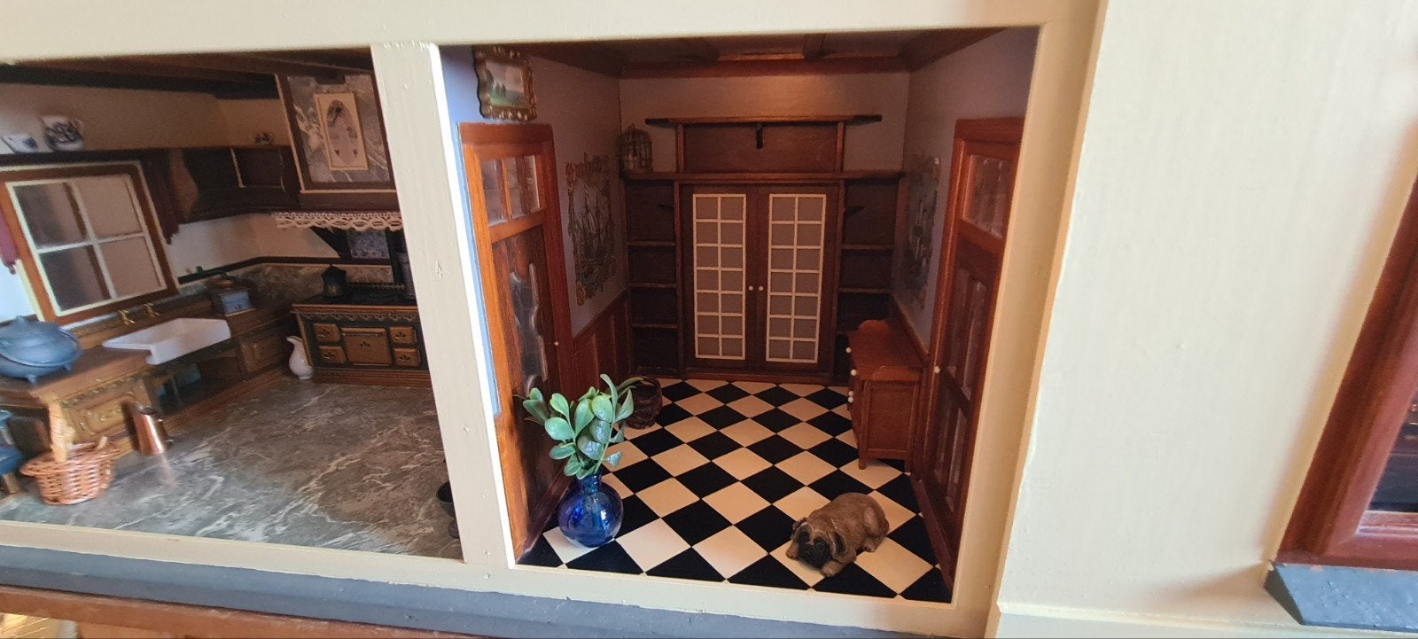 Uniek handgemaakt houten poppenhuis met prachtig detail, Ophalen of Verzenden, Poppenhuis