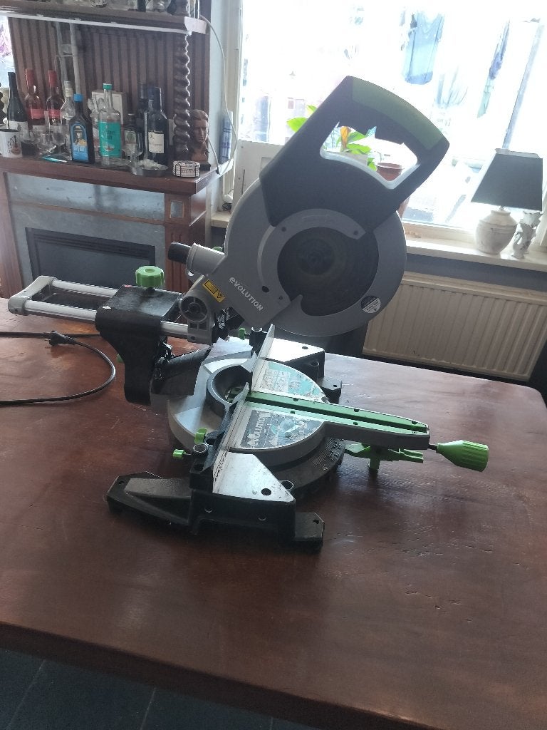 afkortzaag, Ophalen, Evolution, Gebruikt, Afkortzaag