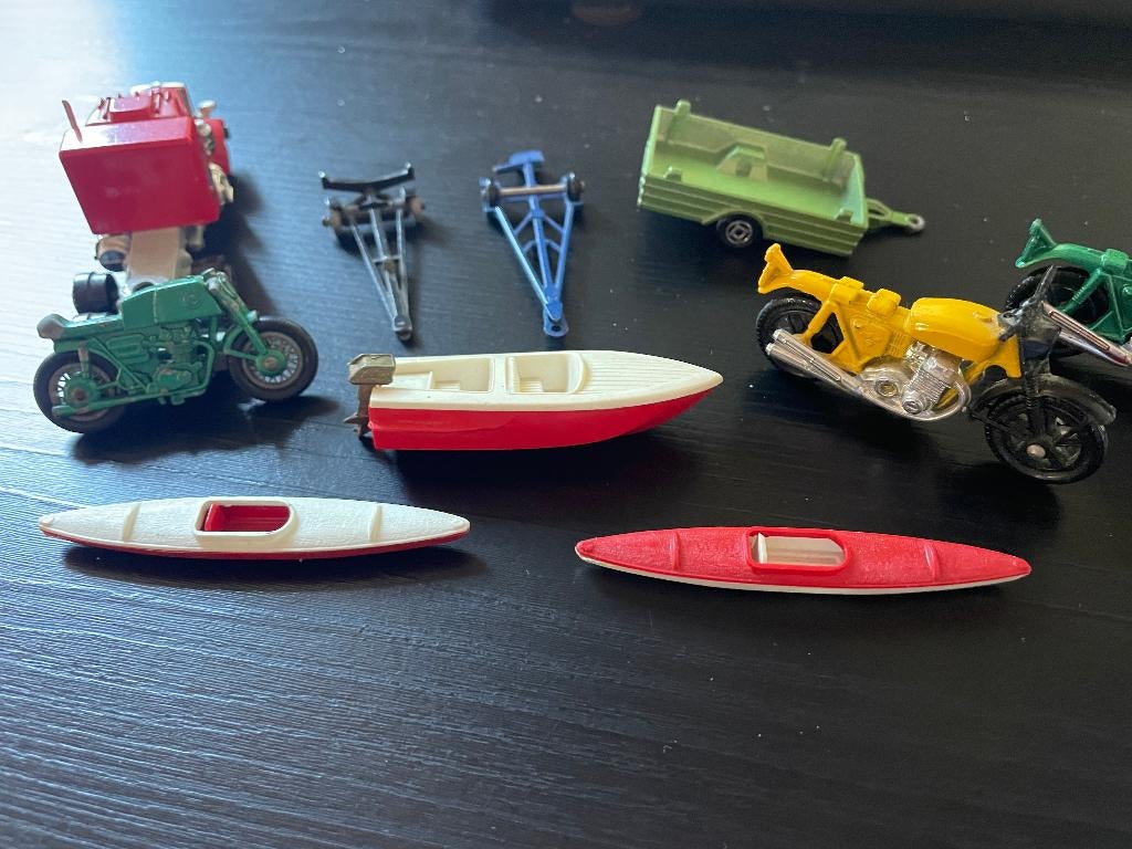 kleine schaal modellen matchbox majorette, Ophalen of Verzenden, Zo goed als nieuw, Overige typen