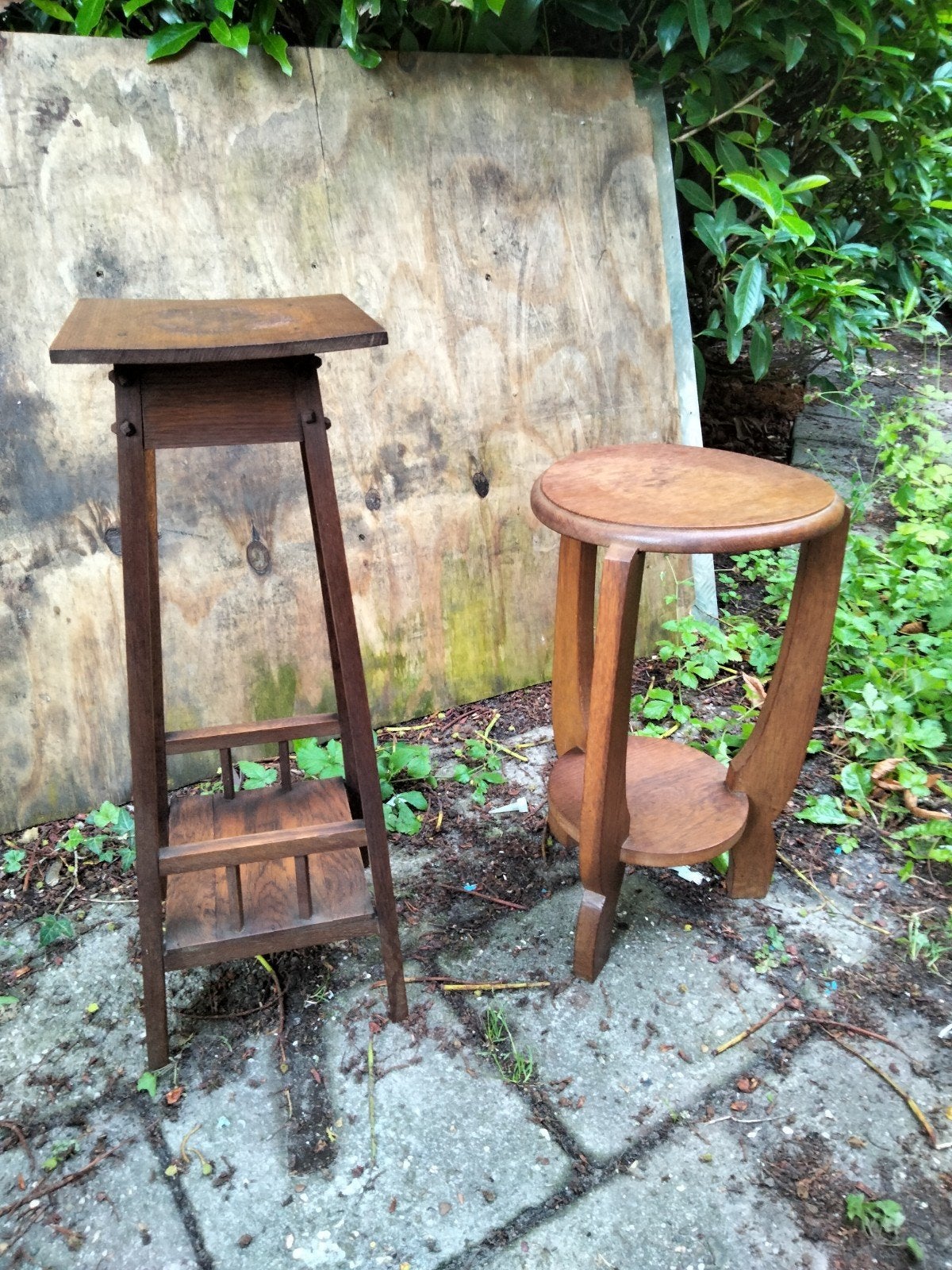 2 Oude planten tafeltjes., Ophalen