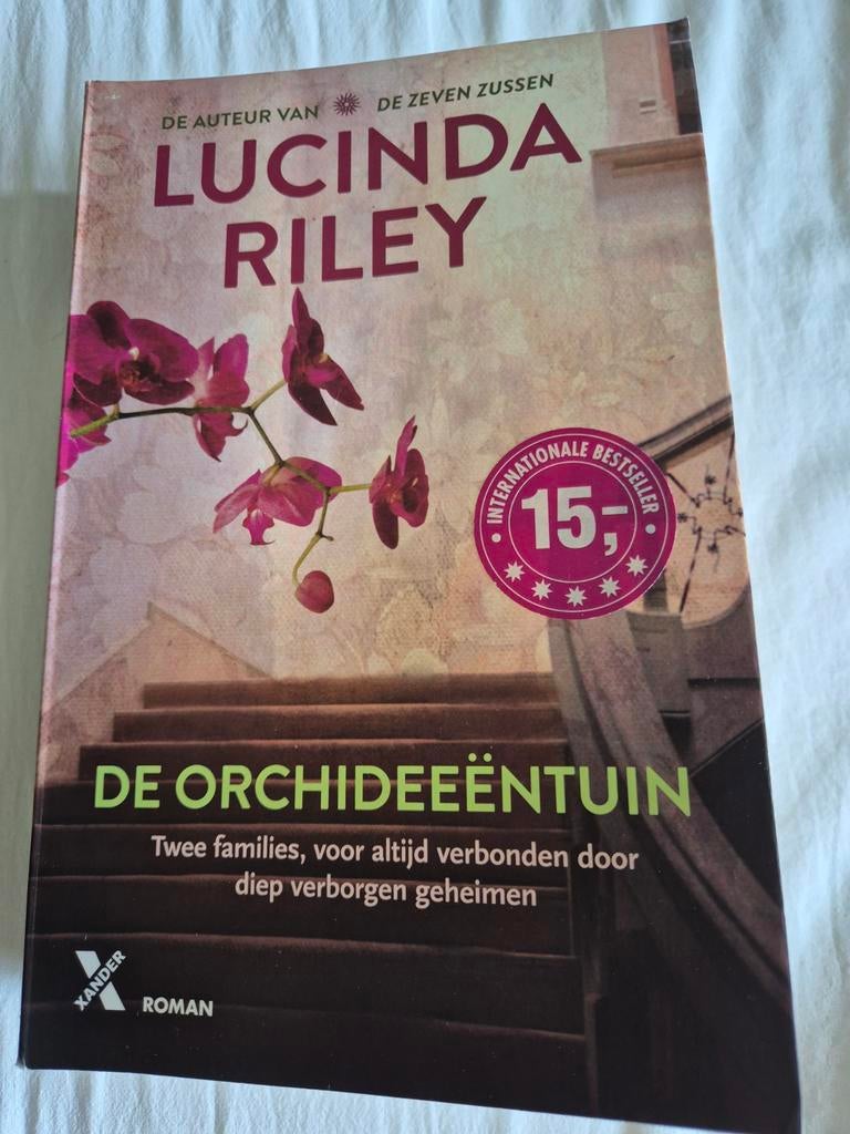 De Orchideeëntuin - Lucinda Riley (Bestseller, Ophalen of Verzenden, Zo goed als nieuw, Lucinda Riley, Nederland