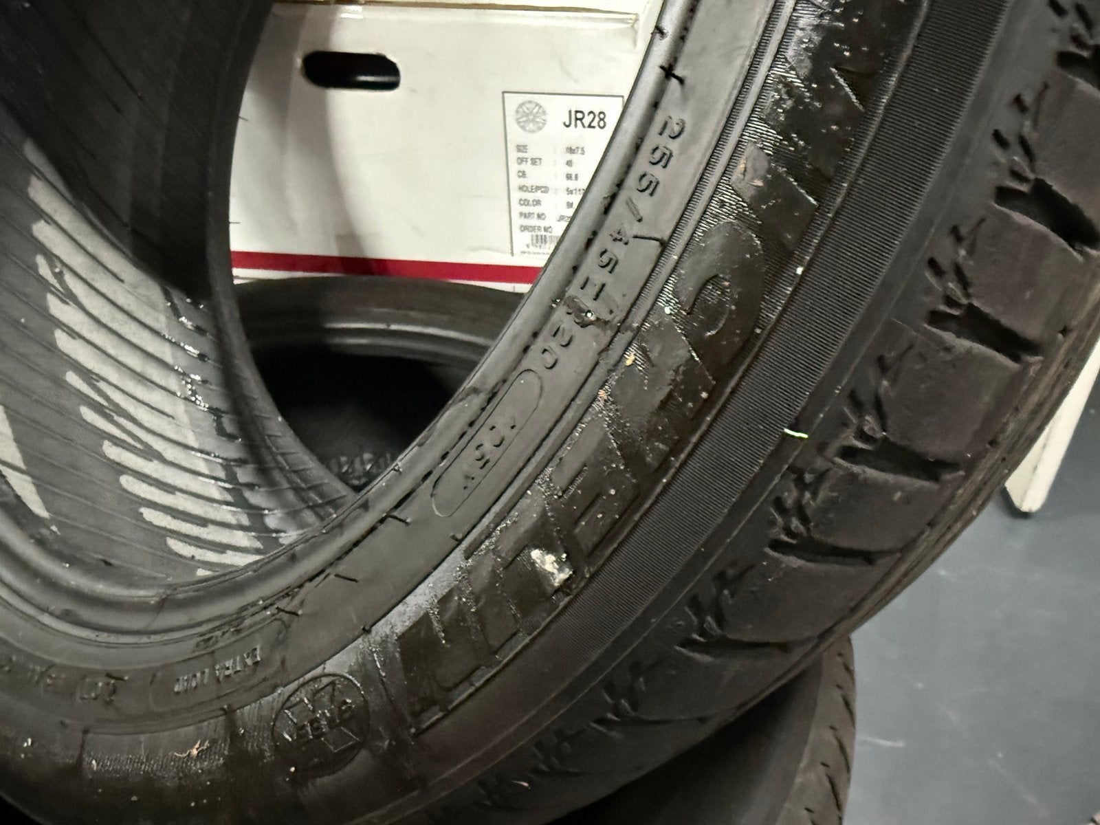 4x 285 40 20 / 255 45 20 MO Michelin Latitude 6MM+ DOT2021, Auto-onderdelen, Banden en Velgen, Gebruikt, 285 mm, Ophalen of Verzenden