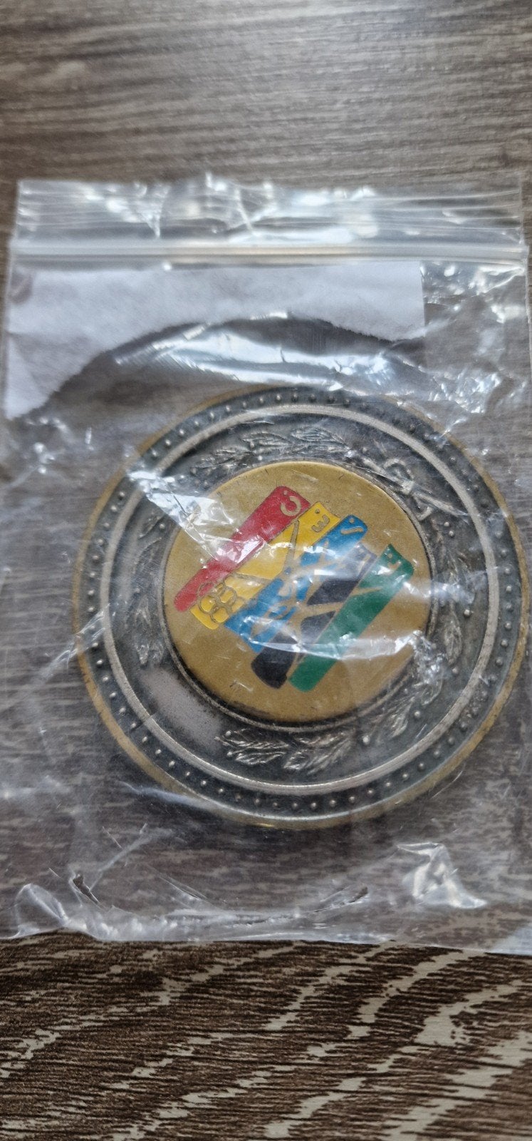 Zware munt Scuola Cattolica FISIEC 1992, Verzenden, Overige materialen, Buitenland