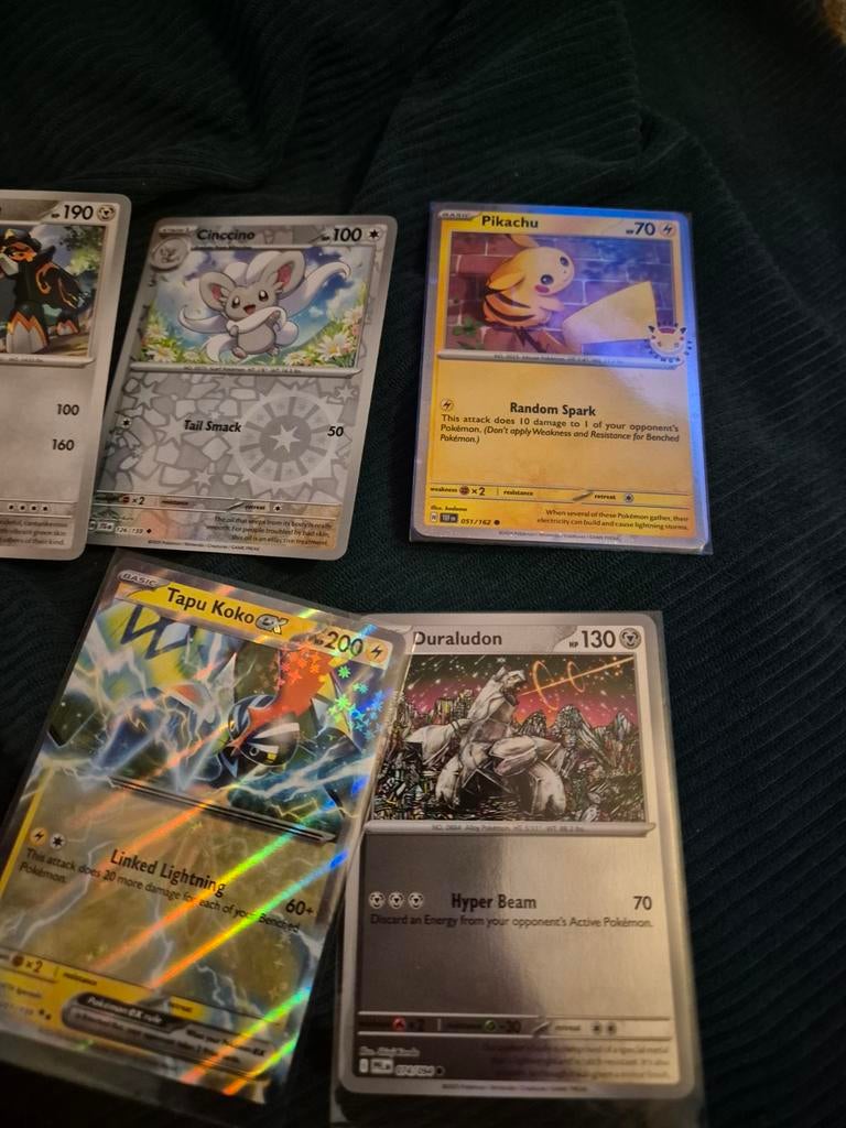 Pokémon Kaarten Collectie: Pikachu, Tapu Koko, Duraludon, Ophalen of Verzenden, Zo goed als nieuw, Meerdere kaarten