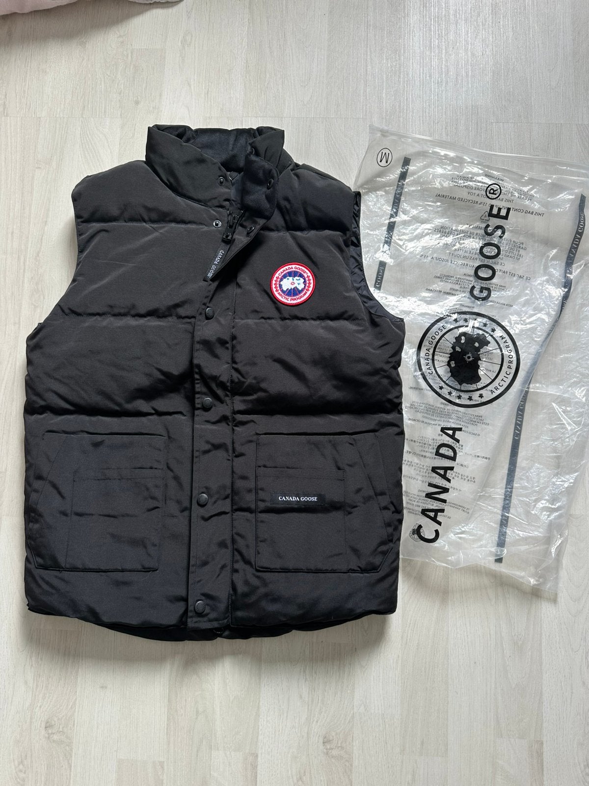 Nieuw Canada Goose bodywarmer maat M, Ophalen of Verzenden, Nieuw, Maat 38/40 (M), Zwart