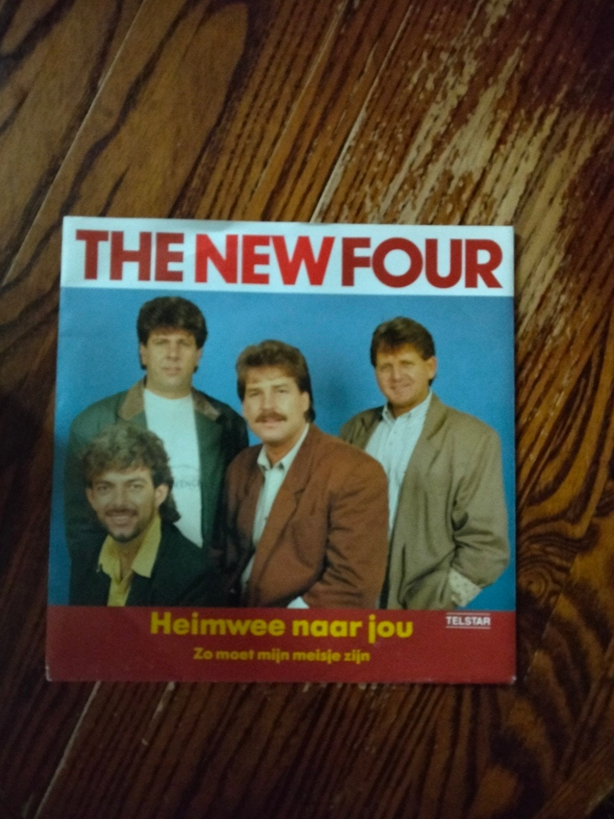 The new four, Ophalen of Verzenden, Zo goed als nieuw, Overige formaten, Levenslied of Smartlap