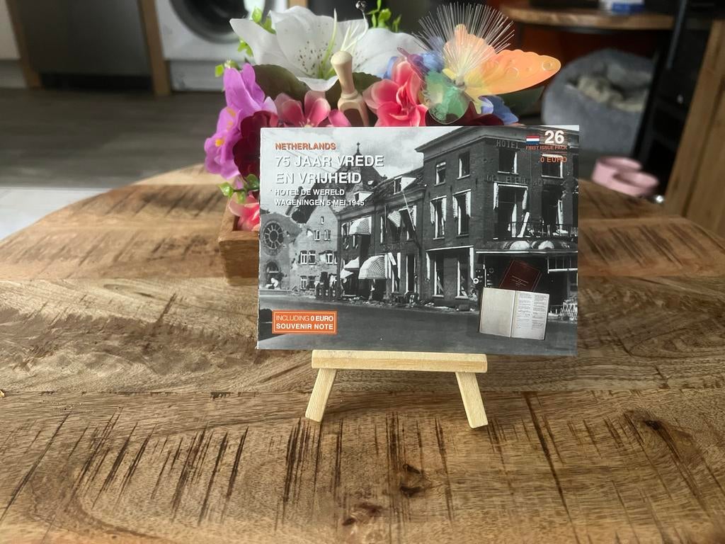 Souvenirbiljet 0 euro - 75 jaar Vrede en Vrijheid set, Postzegels en Munten, Bankbiljetten | Europa | Eurobiljetten, Ophalen of Verzenden