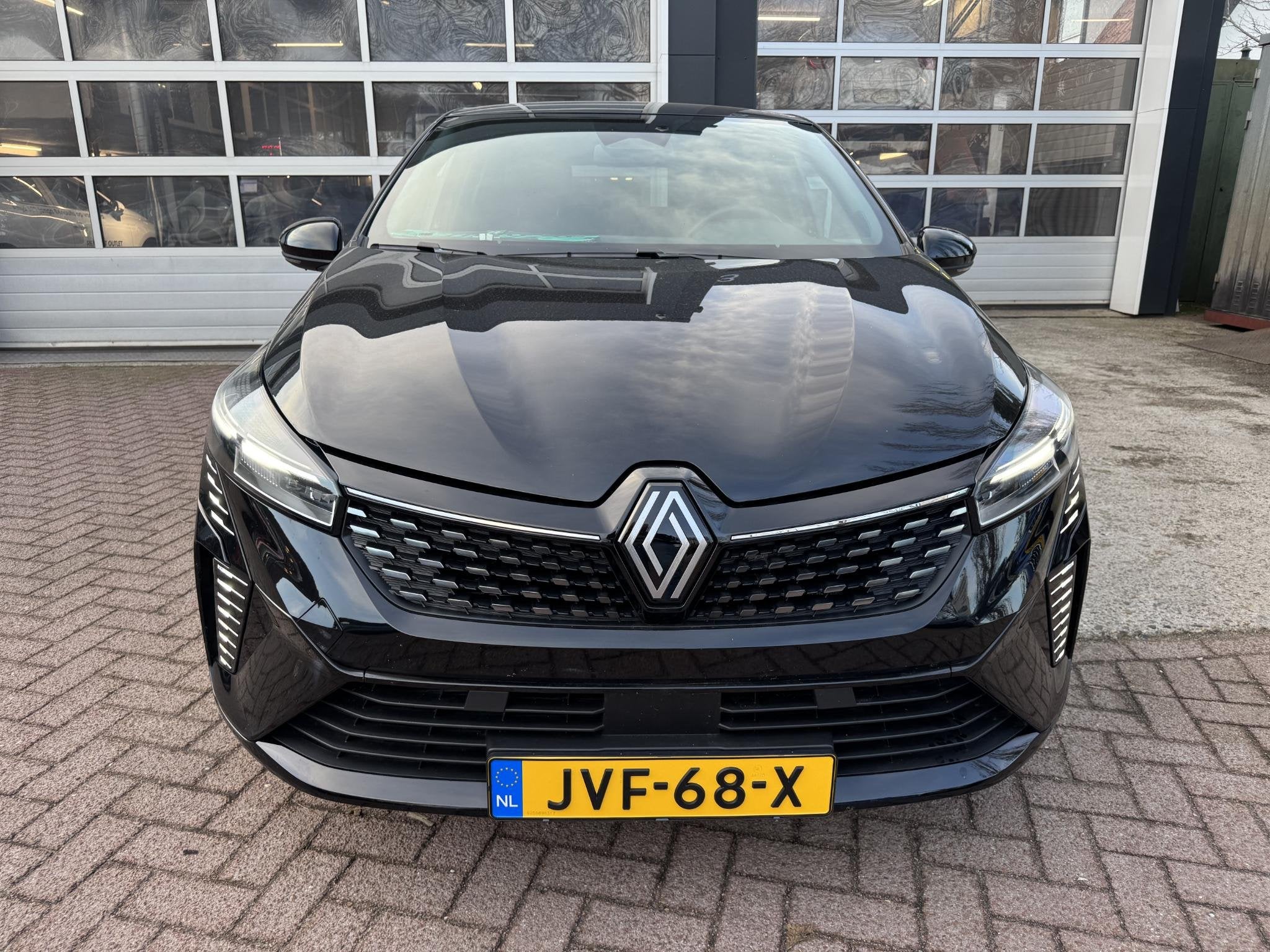Renault Clio 1.0 TCe 90pk Techno 2025 11.881km!, Auto's, Voorwielaandrijving, Gebruikt, Euro 6, Leder en Stof