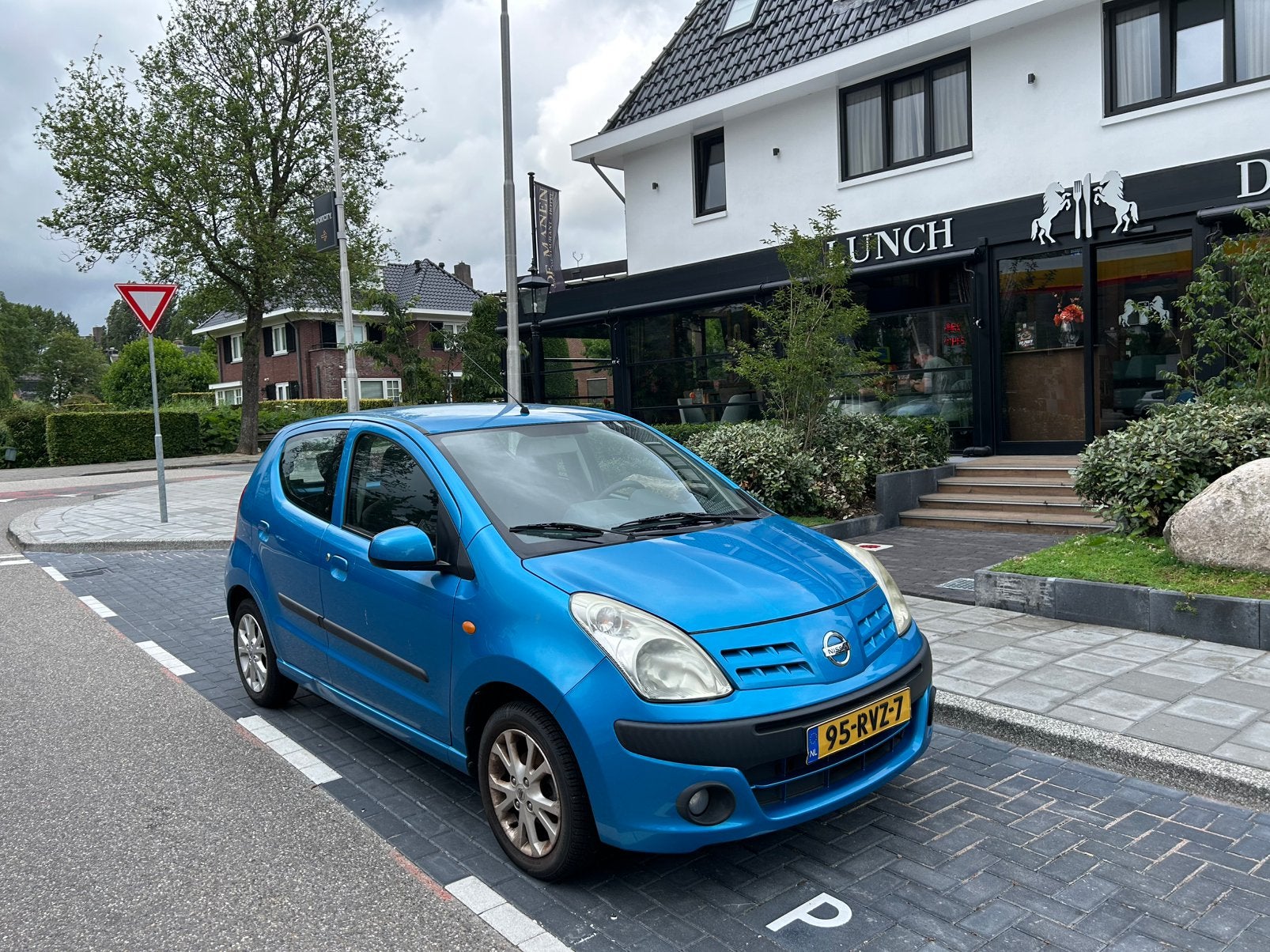 Nissan Pixo 1.0 Acenta|Slechts 86.696 km|APK t/m 20-08-2026, Auto's, Nissan, Voorwielaandrijving, Euro 5, Stof, 200 kg