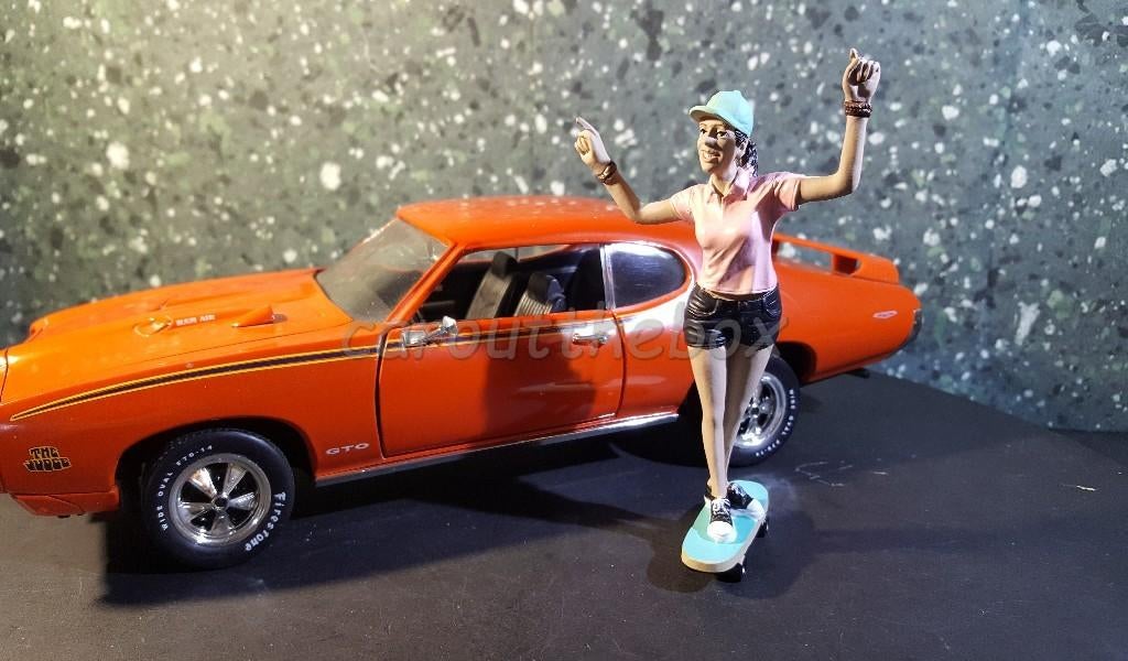 Diorama figuur Skateboarder IV - 1:18 Amer. diorama AD583, Verzenden, Nieuw, Groter dan 1:35, Figuur of Figuren