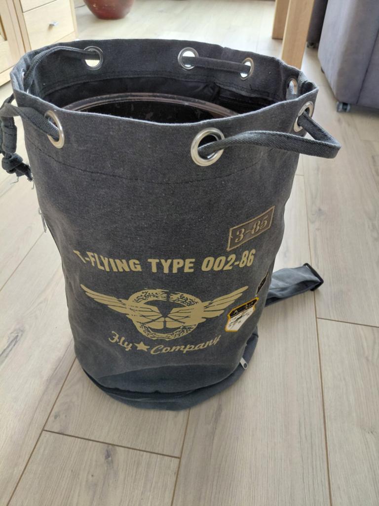 Oakman schoudertas, Sieraden, Tassen en Uiterlijk, Tassen | Reistassen en Weekendtassen, Ophalen of Verzenden, Minder dan 40 cm