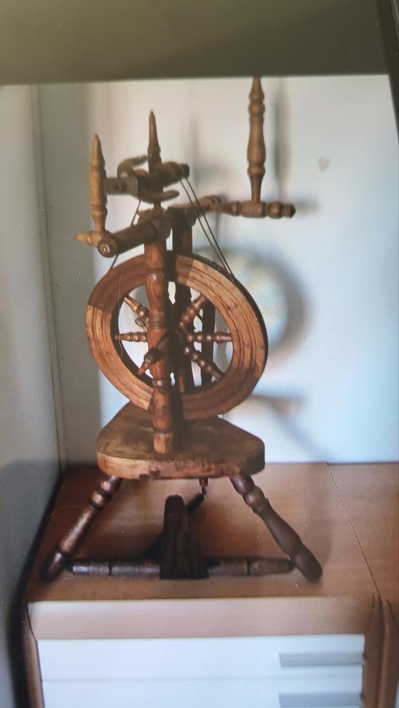 Spinnenwiel, Ophalen, Spinnewiel