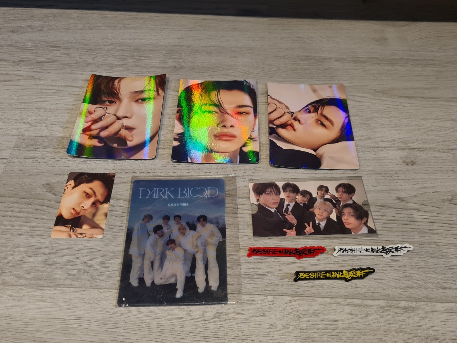 ENHYPEN Weverse goodies - Photocard, groepsfoto's en pins, Ophalen of Verzenden, Zo goed als nieuw, Foto of Kaart