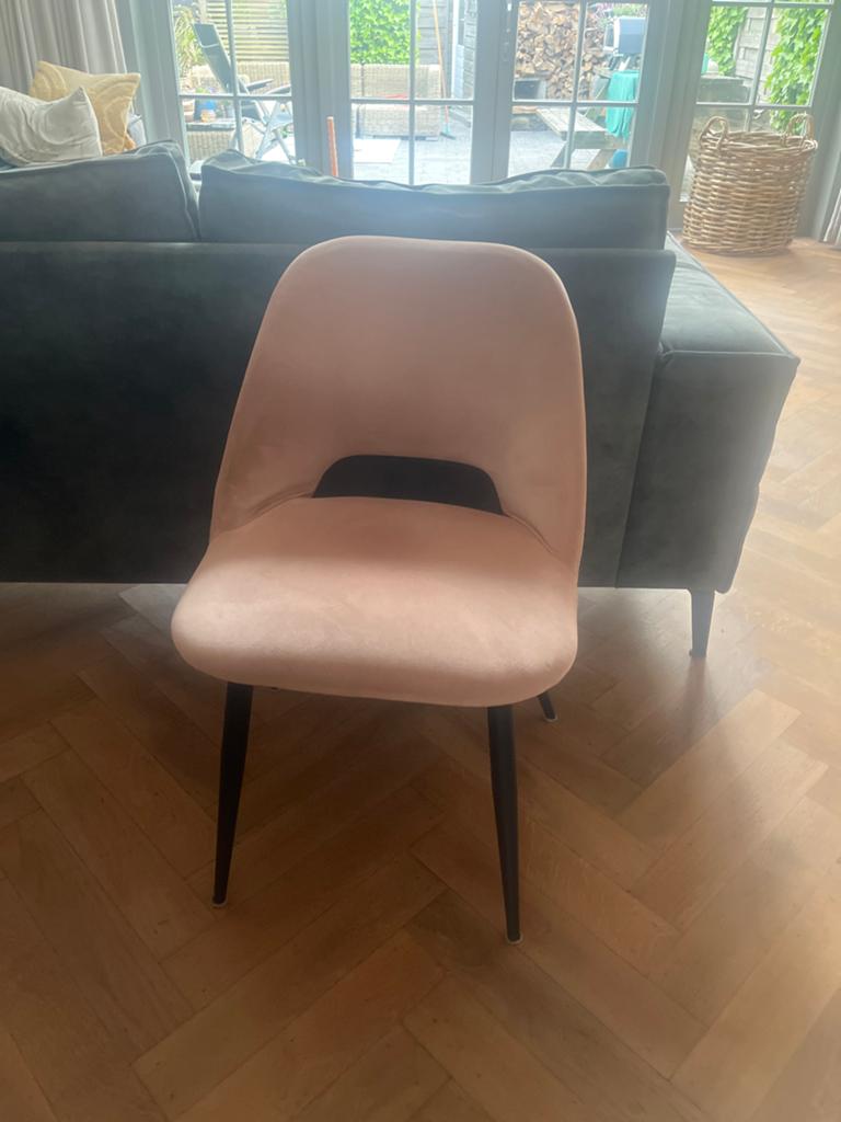 Roze fluwelen eetkamerstoel - 5 stuks, Huis en Inrichting, Ophalen, Gebruikt, Overige kleuren, Stof