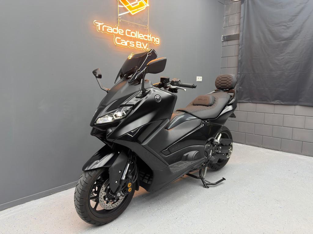 Yamaha Scooter TMAX 560 Tech MAX ABS TERGMINONI-CUSTOM-FULL, Motoren, Motoren | Yamaha, Scooter, 562 cc, Bedrijf, Handvatverwarming