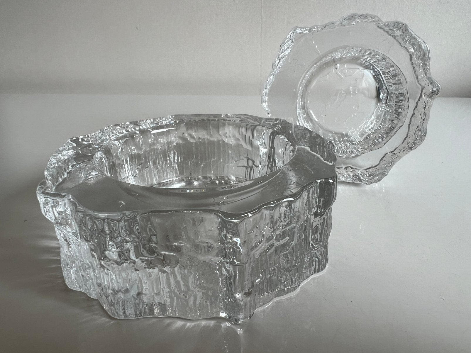 2 Vintage Iittala ASLAK Schalen ‘Europa’ Tapio Wirkkala 70’s, Ophalen of Verzenden, Zo goed als nieuw, Glas, Schaal