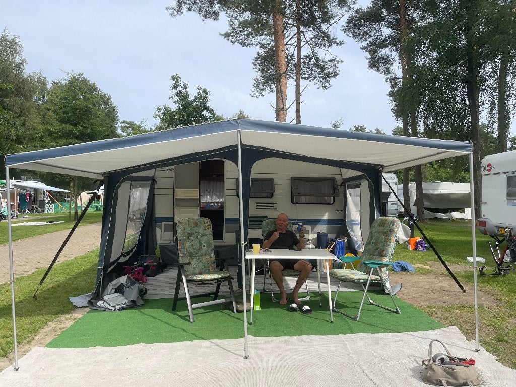 Hobby caravan met voortent, Hobby, Dwarsbed, Treinzit, Particulier