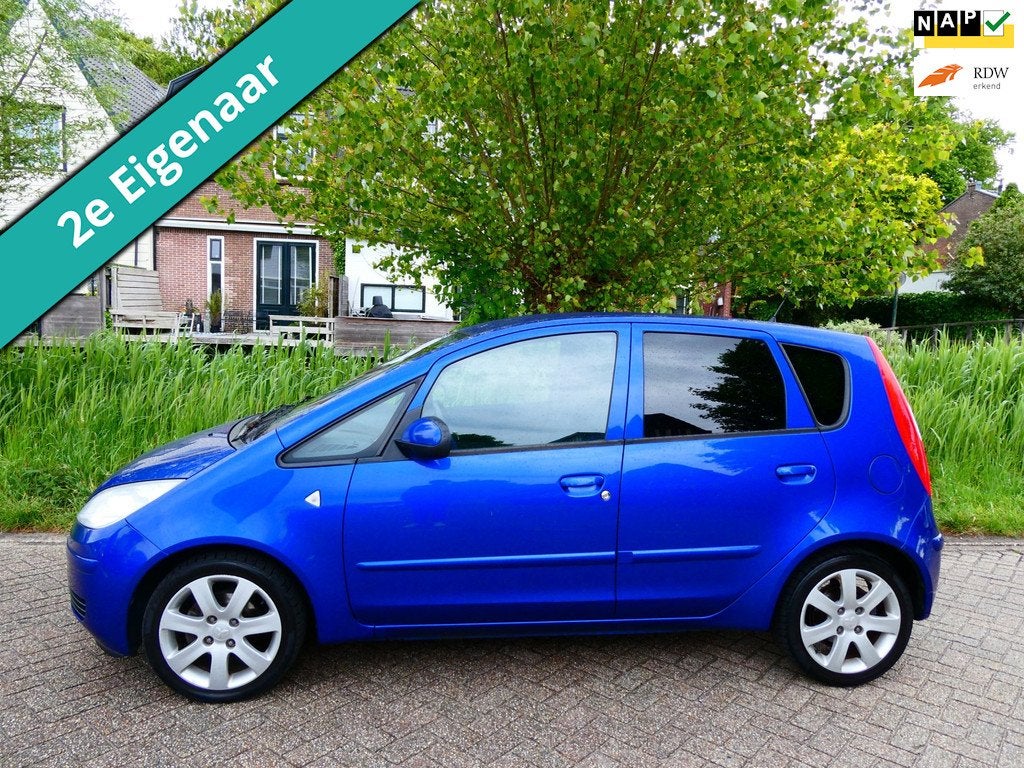 Mitsubishi Colt 1.5i 110pk 5-deurs 2e eig. Airco Historie Ho, Auto's, Mitsubishi, Voorwielaandrijving, Stof, 4 cilinders, Blauw