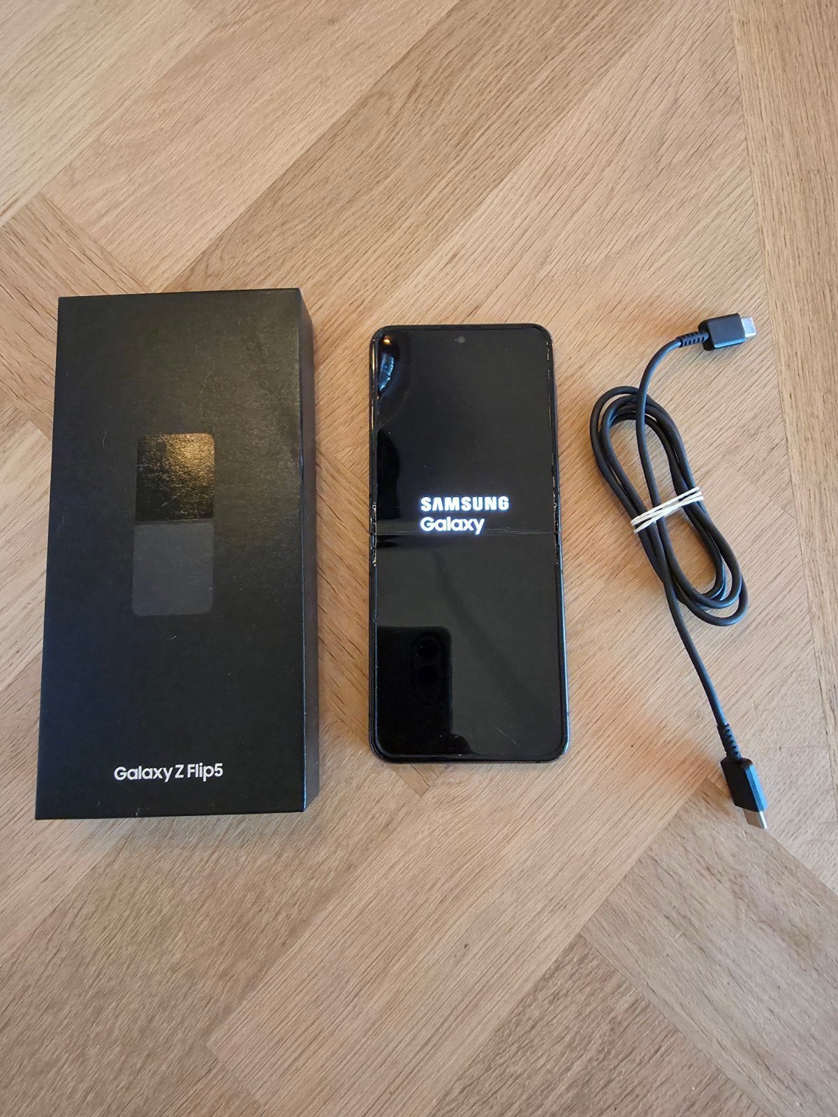 Samsung Galaxy Z Flip 5 Graphite | Met doos, 128 GB, Ophalen, Zwart, Galaxy Z Flip