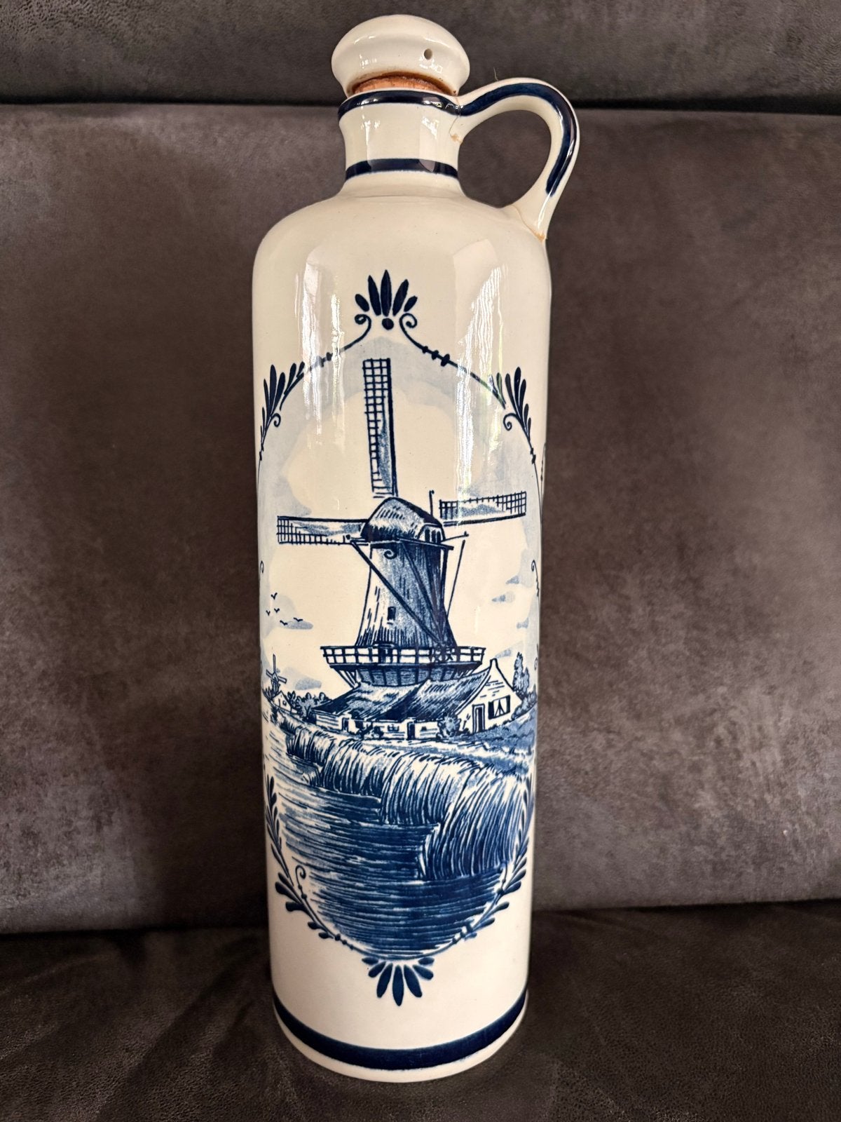 Delfts Blauwe Fles met Molen en Bloemen Decoratie, Antiek en Kunst, Antiek | Vazen, Ophalen of Verzenden