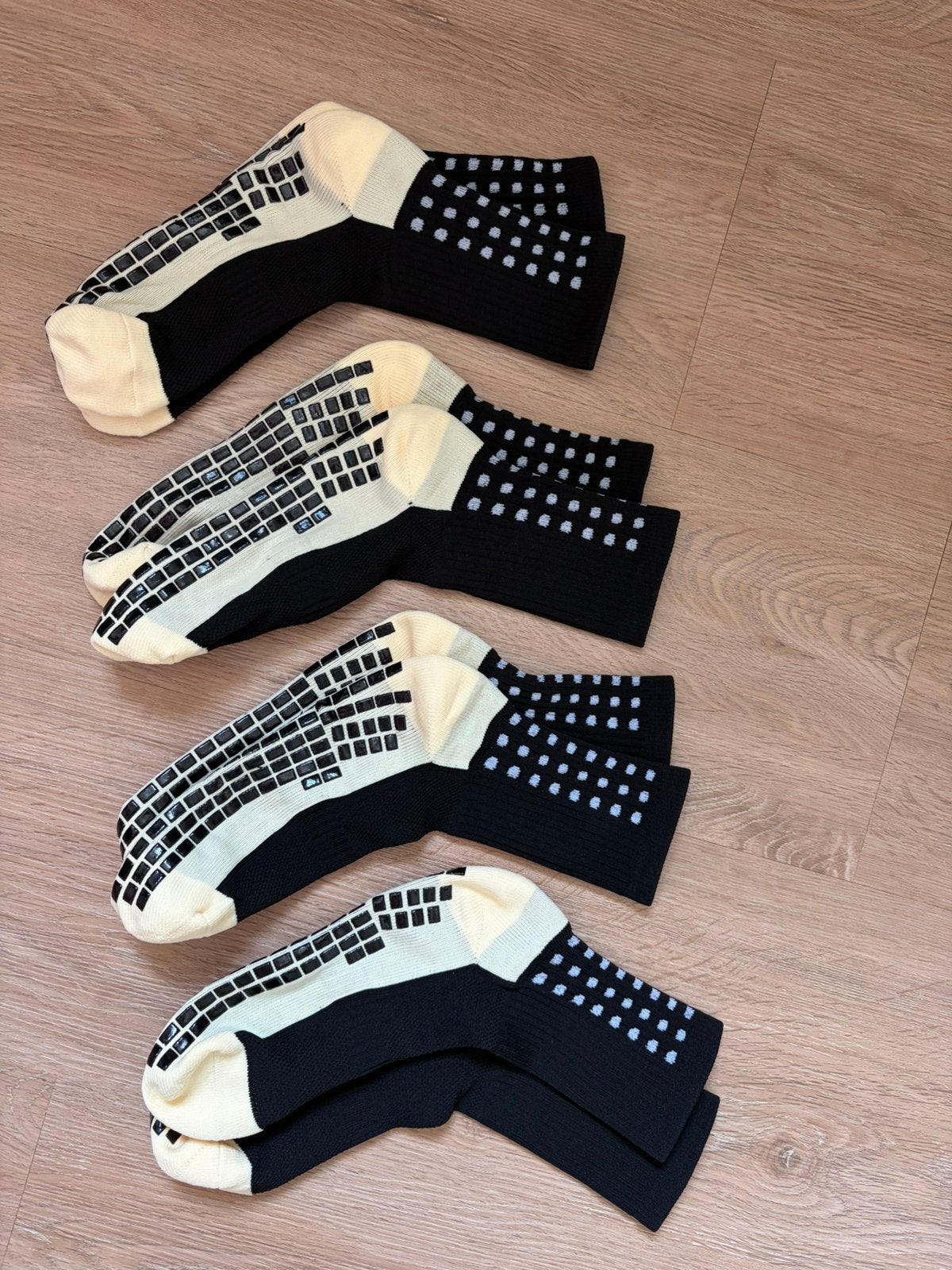 4 paar grip sokken, Nieuw, Ophalen of Verzenden, Jongen, Sokken