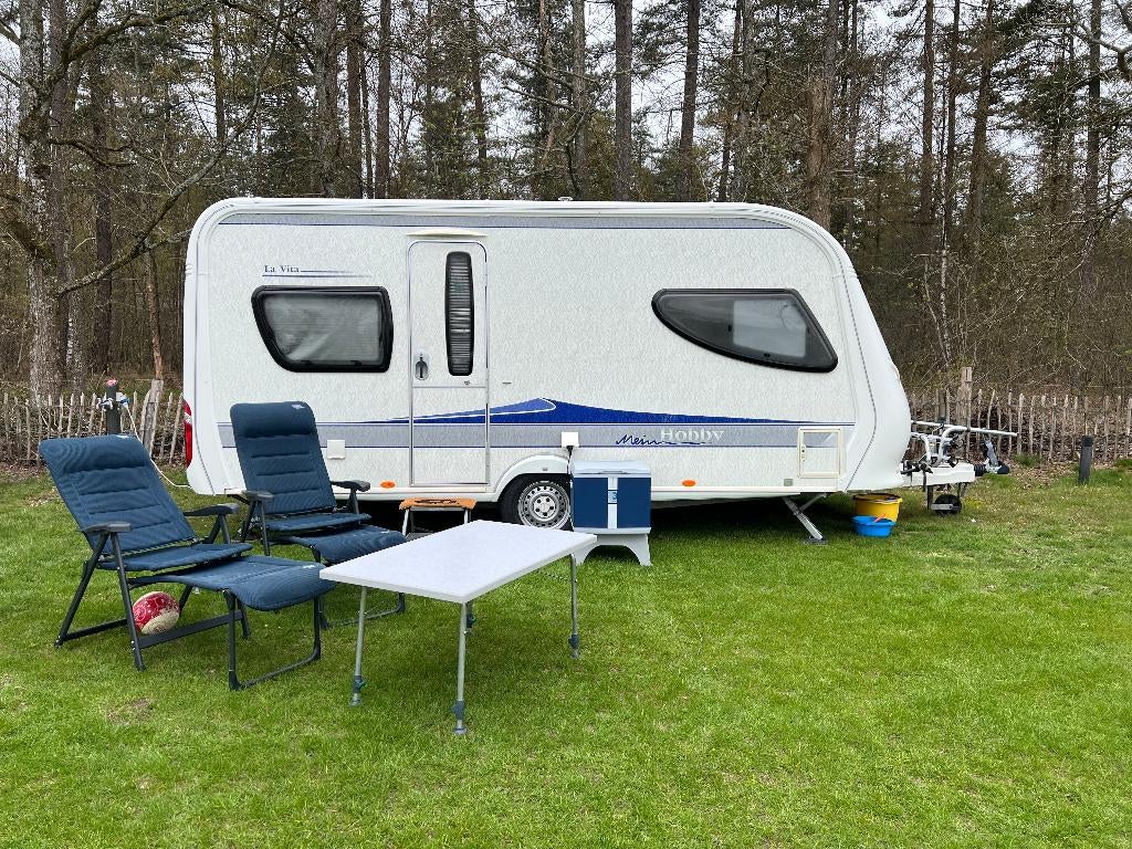 Hobby La Vita 460 UFE incl. Mover (seizoens klaar), Caravans en Kamperen, Caravans, Rondzit, Hobby, Dwarsbed, 6 tot 7 meter