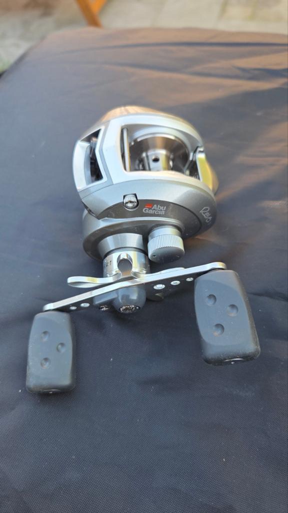 Nieuwe Abu garcia revo  S-L reel, Ophalen of Verzenden, Overige typen