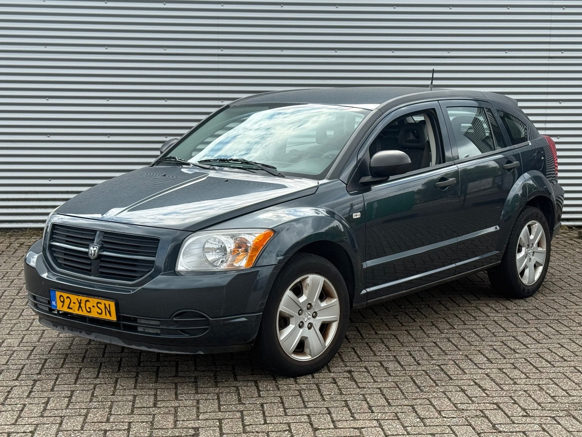 Dodge Caliber 2.0 SE / AUTOMAAT / AIRCO / NAP / INRUIL MOG., Auto's, 1998 cc, 450 kg, Gebruikt, Blauw