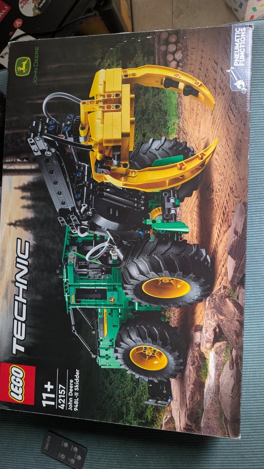 LEGO Technic 42157 John Deere 948L-II Skidder, Compleet, Lego, Ophalen of Verzenden, Zo goed als nieuw