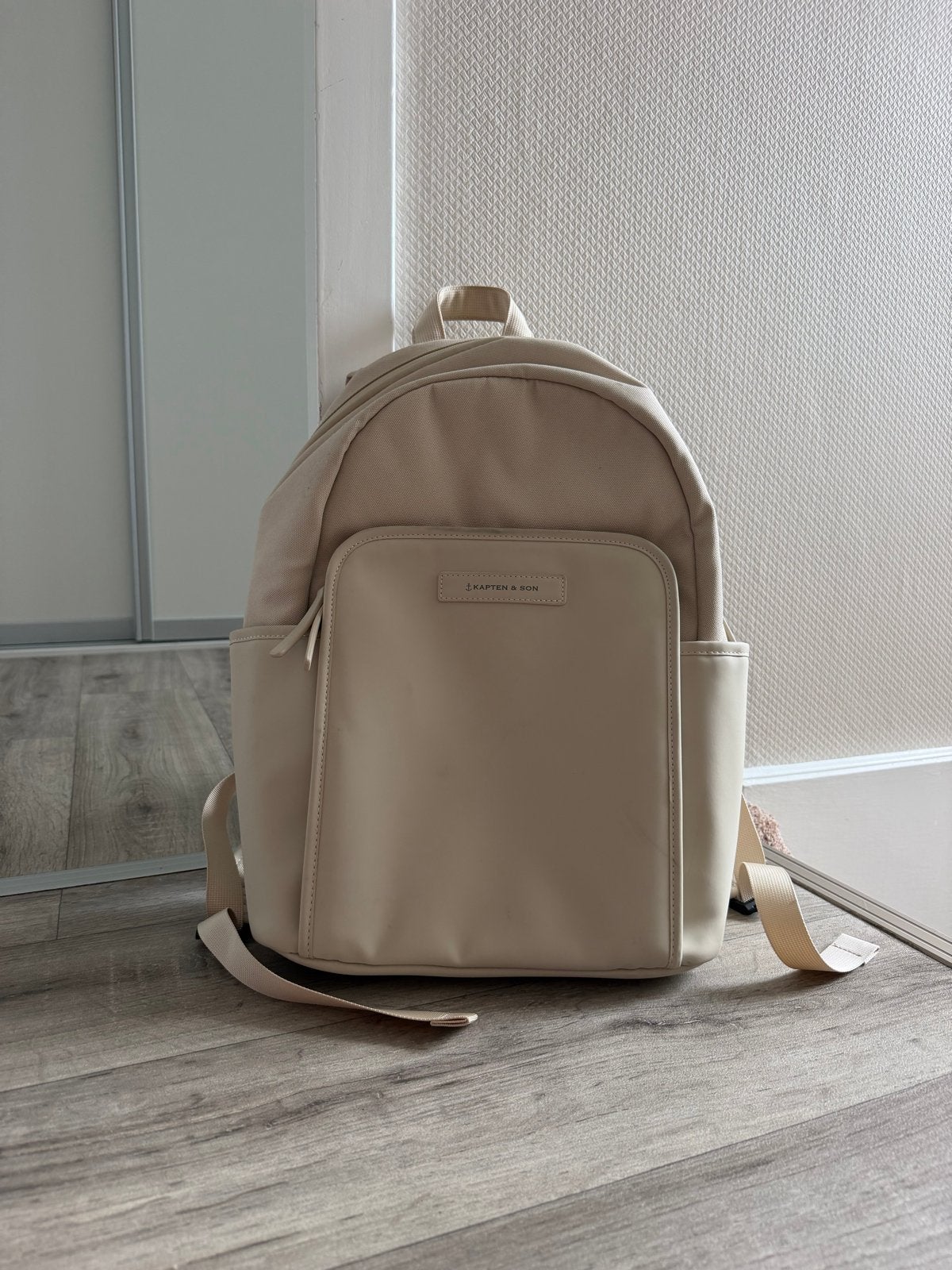 Kapten & Son Rugzak met Laptopvak - Zo goed als nieuw, Sieraden, Tassen en Uiterlijk, Ophalen of Verzenden, Overige merken, 45 tot 60 cm