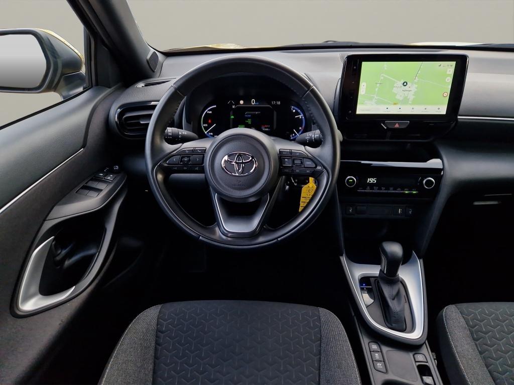Toyota Yaris Cross 1.5 Hybrid Dynamic Carplay - Stoelverwarm, Auto's, Toyota, 12 maanden, Stof, Gebruikt, Overige kleuren