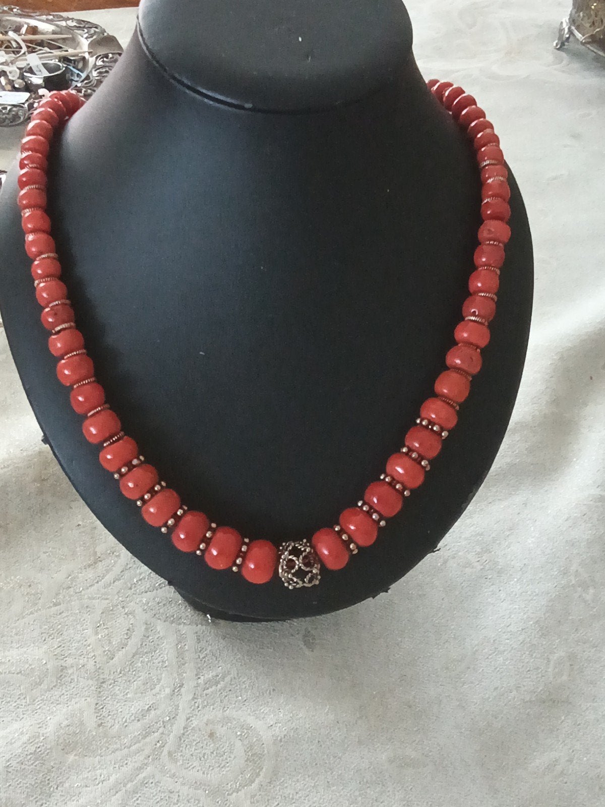 bloedcoraal collier., Overige materialen, Ophalen of Verzenden, Zo goed als nieuw, Met edelsteen