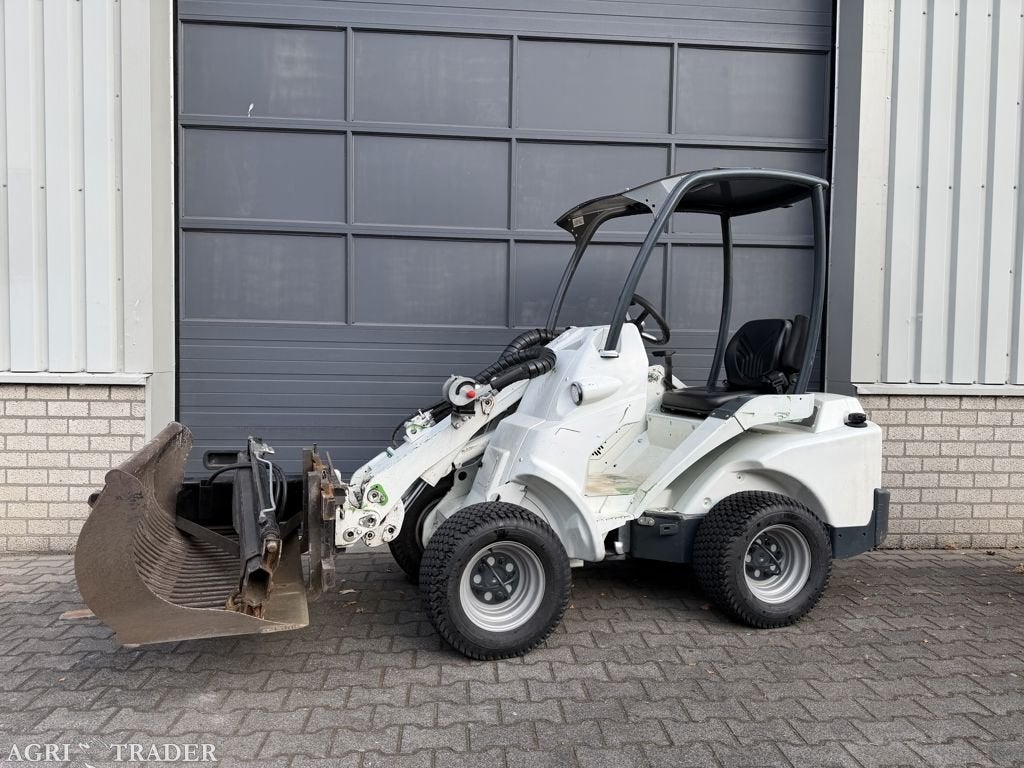 Avant 523 gebruikte loader | mini shovel, AVANT Machinery N.V., Info@avantmachinery.be, Tiensesteenweg 240 3800 SINT-TRUIDEN, BE