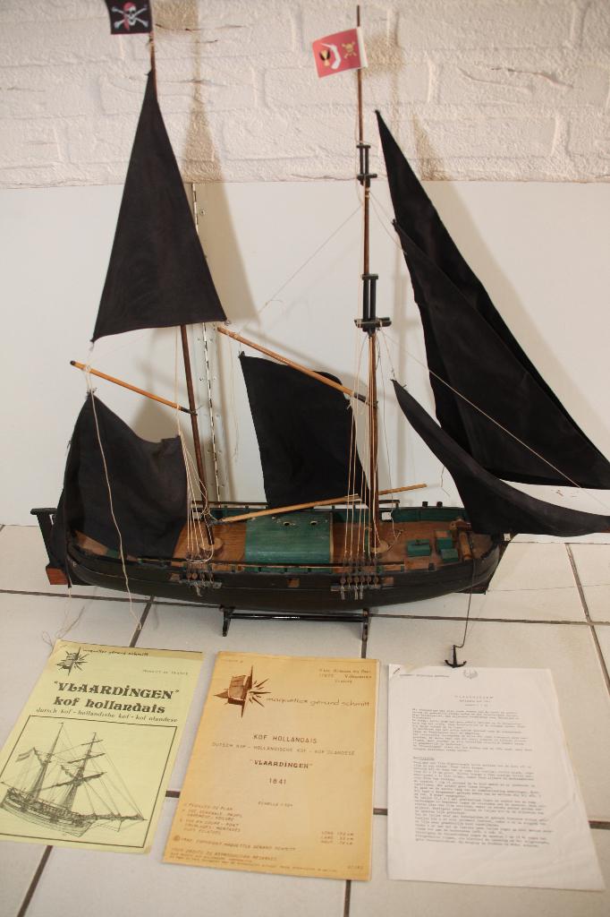 Houten modelbouwschip Hollandse KOF Vlaardingen 1:50, Ophalen, 1:32 tot 1:50