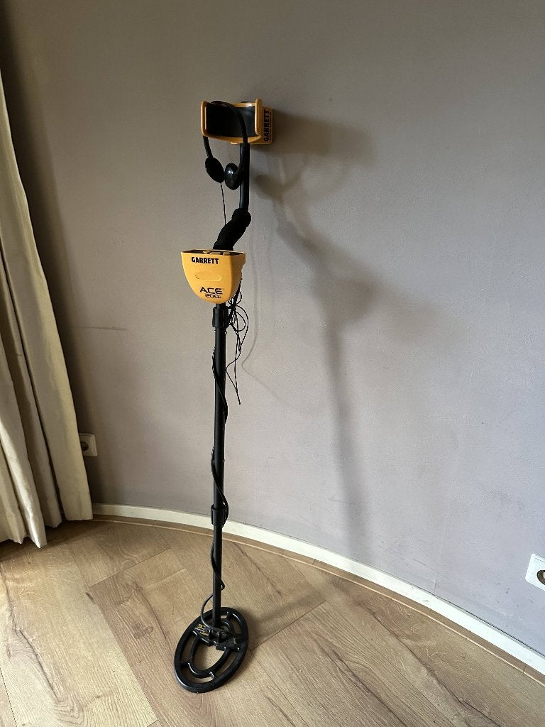 Metaaldetector  Garrett   ACE 200 I, Ophalen of Verzenden, Zo goed als nieuw, Garrett
