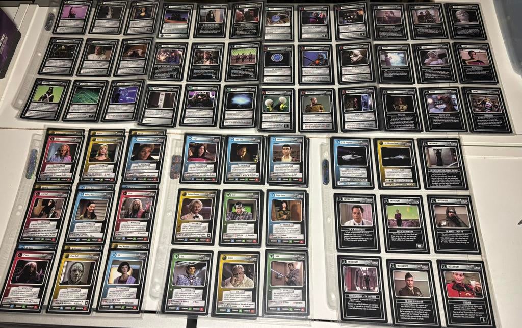 Star Trek CCG Q-Continuum complete set, Ophalen of Verzenden, Zo goed als nieuw, Meerdere kaarten