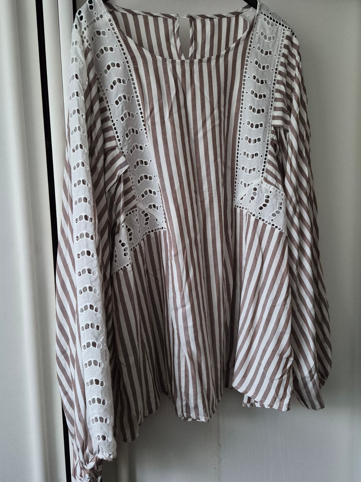 Bruin gestreepte blouse met kant xl boheme chique ibiza, Ophalen of Verzenden, Nieuw, Maat 46/48 (XL) of groter, Bruin