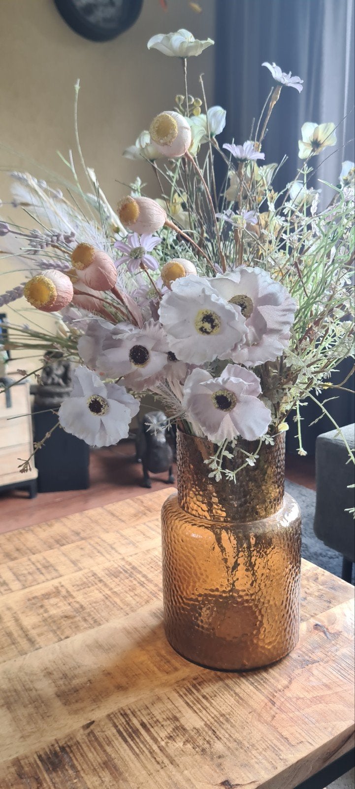 IKEA vaas met Intratuin kunstbloemen, Huis en Inrichting, Woonaccessoires | Vazen, Meerkleurig, Inclusief decoratie, Ophalen of Verzenden