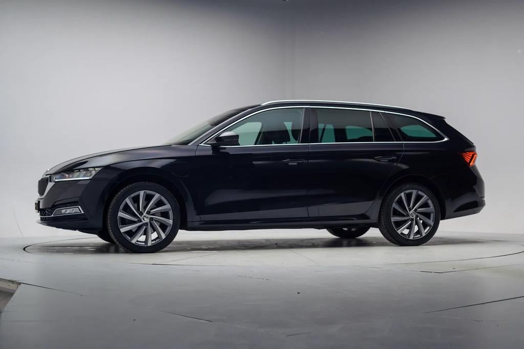 Skoda Octavia Combi 1.4 TSI iV PHEV Business Edition + [ Vir, Auto's, Skoda, Automaat, Gebruikt, Zwart, Origineel Nederlands